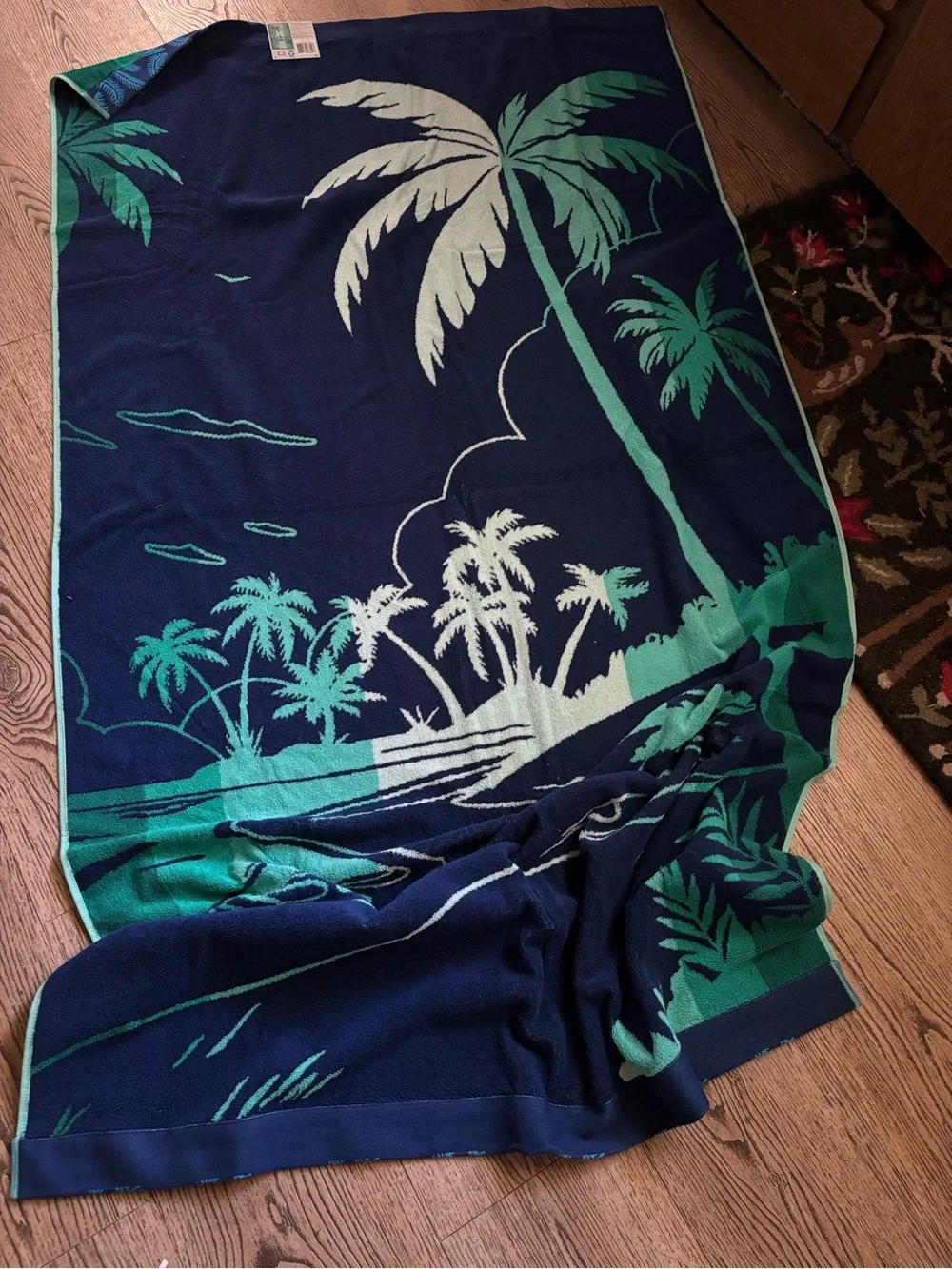 New Beach Towel. Cotton. Blue Hawaiian